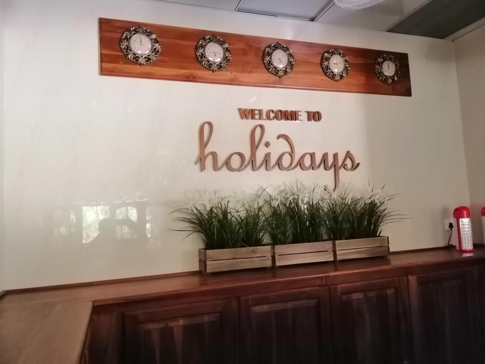 Holidays Hotel Nainamadama Exterior foto