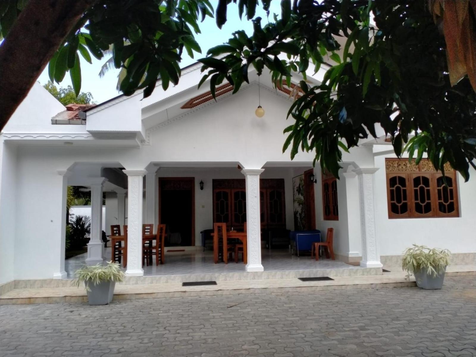 Holidays Hotel Nainamadama Exterior foto